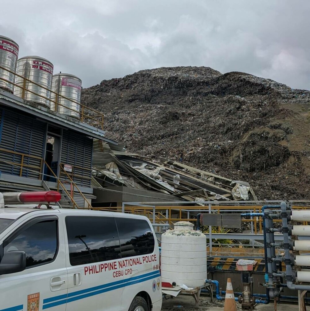 Un „munte” de gunoaie s-a prăbușit într-un oraș din Filipine, 100 de oameni au fost îngropați de vii | FOTO & VIDEO - Imaginea 20
