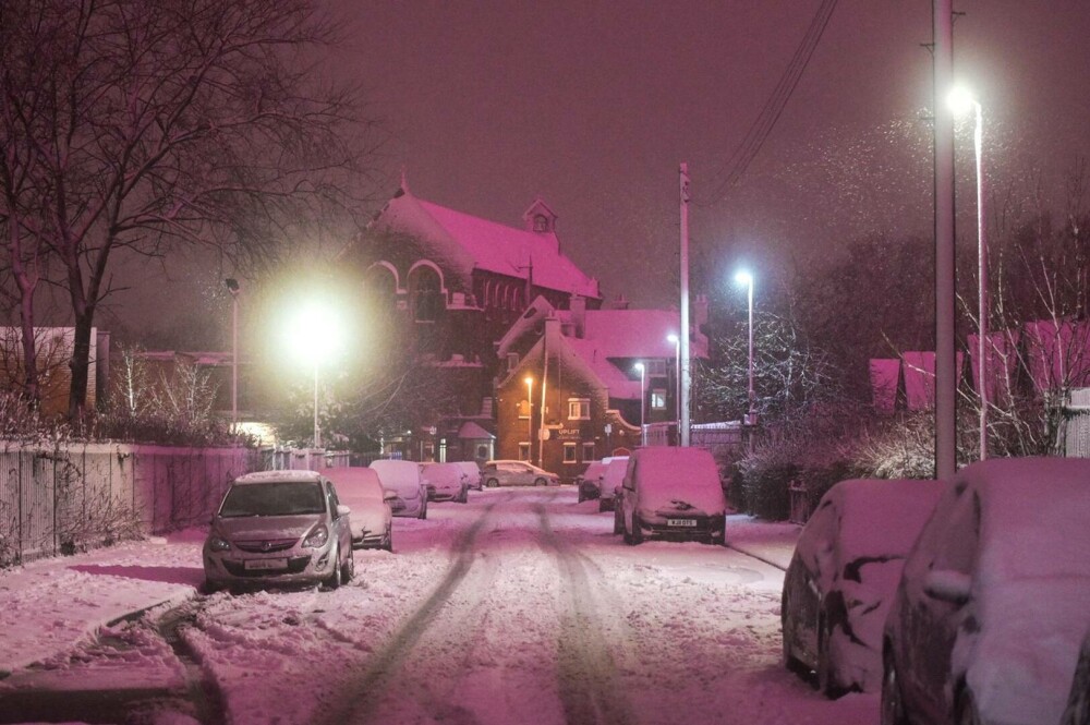 Cerul din Birmingham s-a luminat într-un roz aprins în timpul furtunii Goretti. Cauza fenomenului spectaculos. FOTO și VIDEO - Imaginea 7