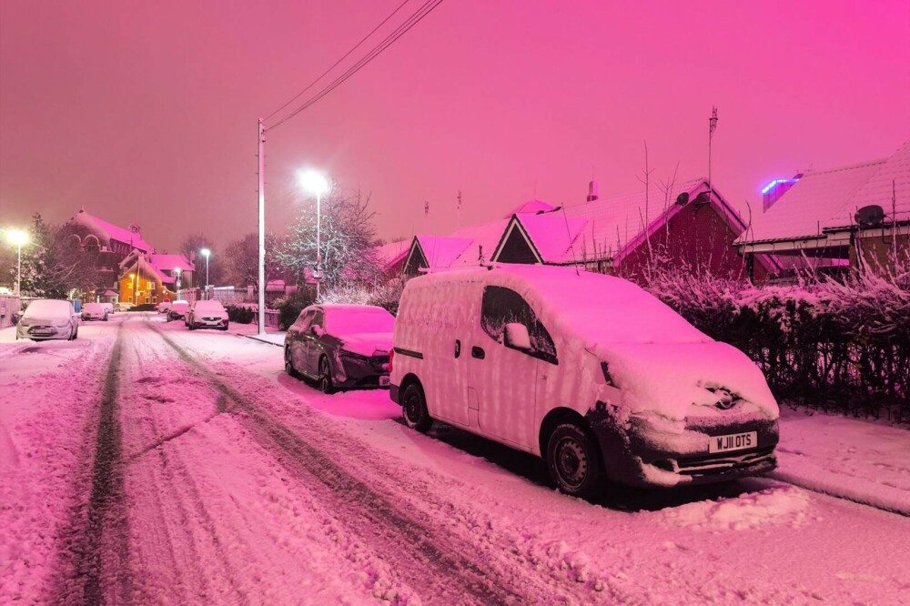 Cerul din Birmingham s-a luminat într-un roz aprins în timpul furtunii Goretti. Cauza fenomenului spectaculos. FOTO și VIDEO - Imaginea 3