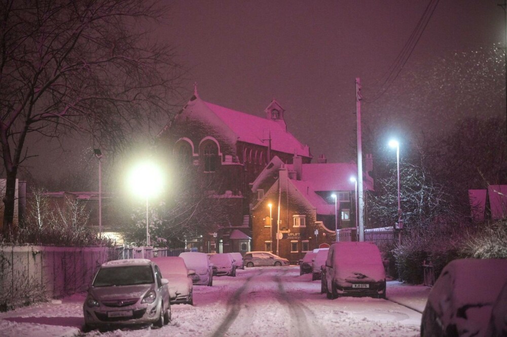 Cerul din Birmingham s-a luminat într-un roz aprins în timpul furtunii Goretti. Cauza fenomenului spectaculos. FOTO și VIDEO - Imaginea 4