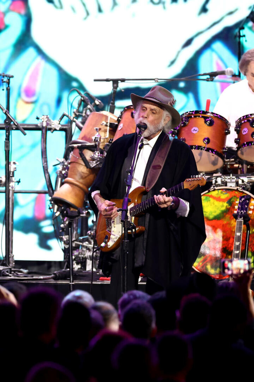 Bob Weir, chitaristul legendarei trupe rock Grateful Dead, a murit la 78 de ani. Momente iconice de pe scenă. GALERIE FOTO - Imaginea 13