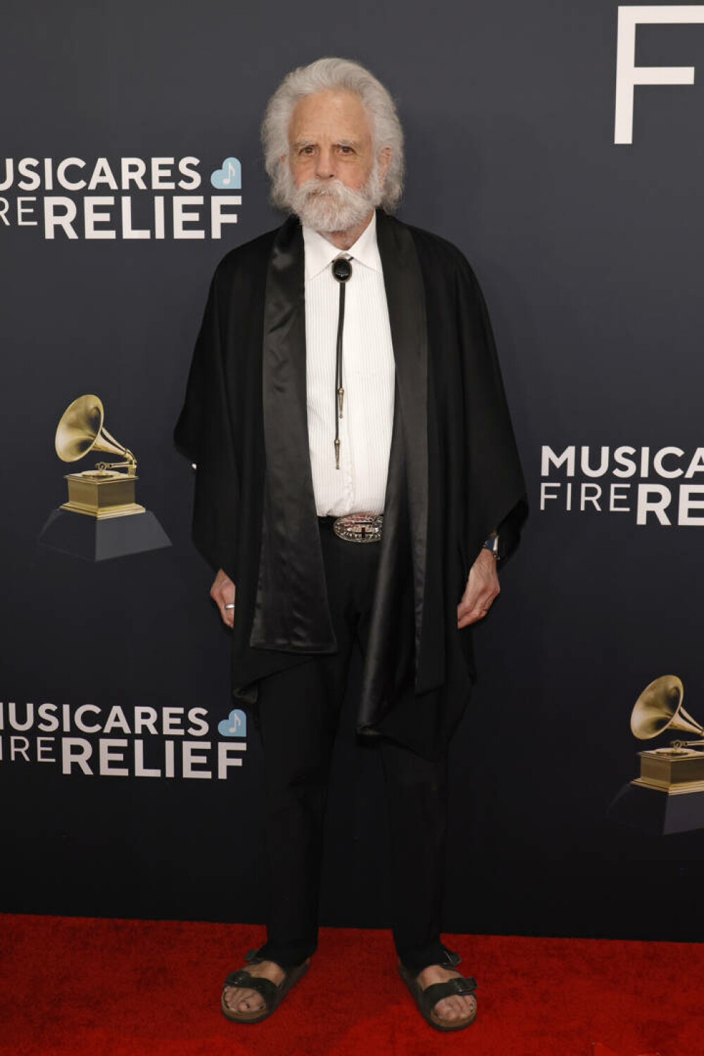 Bob Weir, chitaristul legendarei trupe rock Grateful Dead, a murit la 78 de ani. Momente iconice de pe scenă. GALERIE FOTO - Imaginea 26