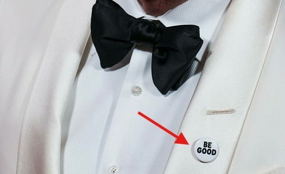 FOTO. Unele vedete de la Hollywood au protestat față de agenții ICE la Globurile de Aur 2026. Cum a apărut Ariana Grande - Imaginea 11