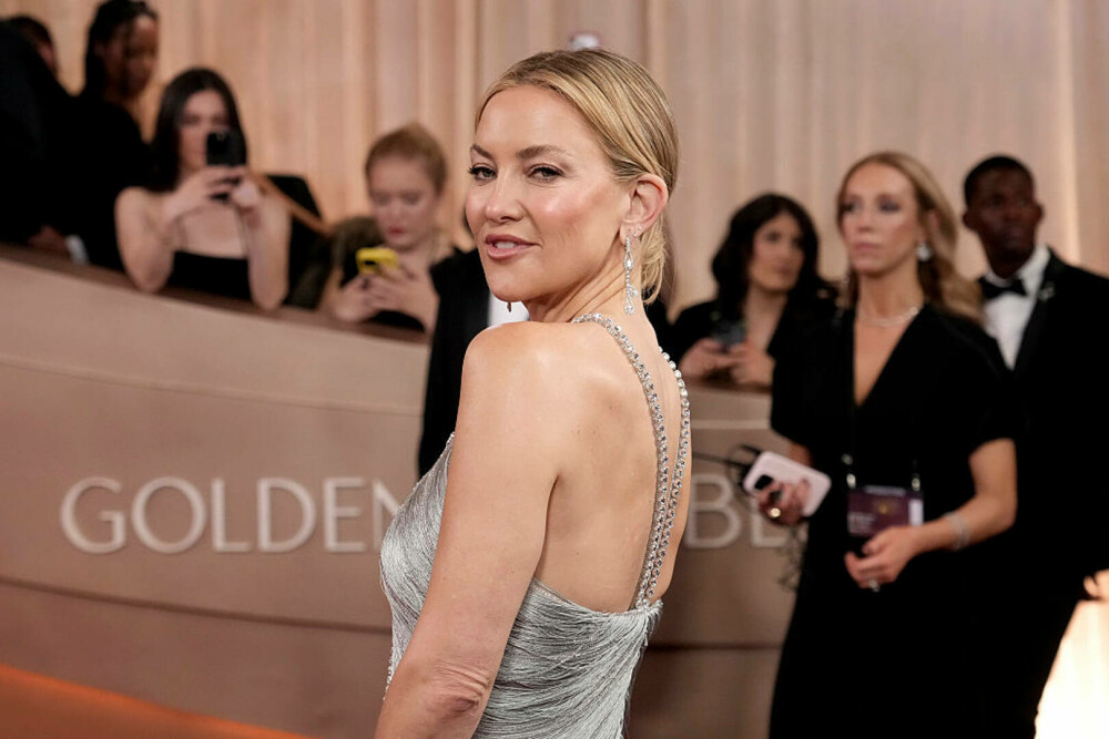 GALERIE FOTO cu cele mai spectaculoase apariții la Globurile de Aur 2026. Actrițele care au uimit publicul cu ținutele lor - Imaginea 23