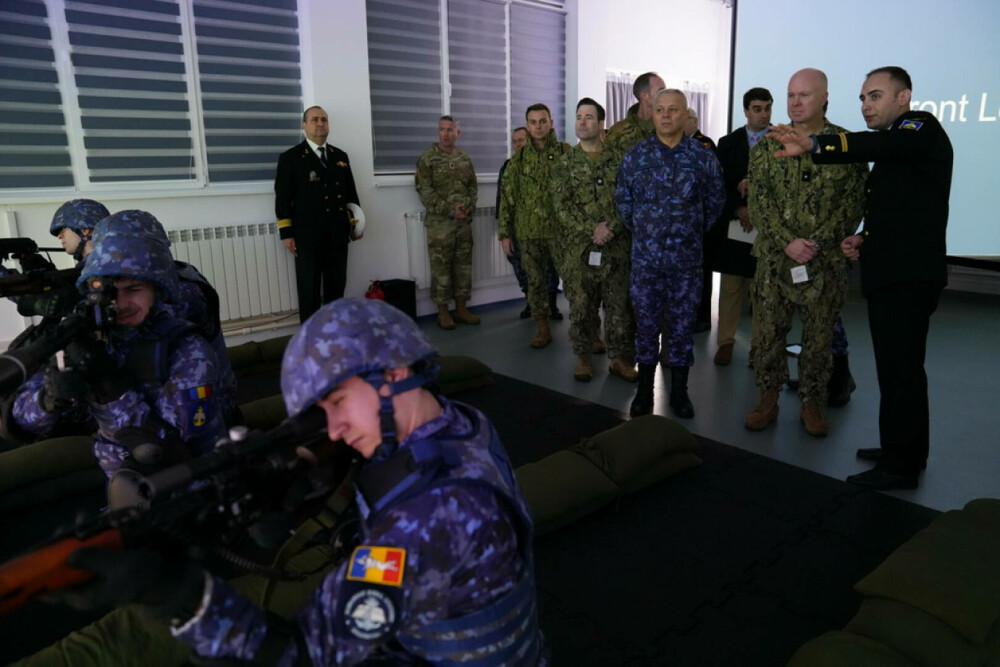 Un șef al Marinei SUA a vizitat Divizionul 508 Rachete de Coastă al Forțelor Navale Române. Ce au transmis americanii | FOTO - Imaginea 10