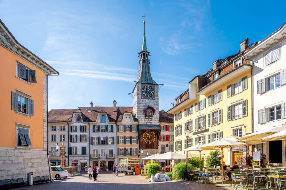 Clasamentul celor mai scumpe țări din lume. Cele cinci locuri unde traiul costă cel mai mult - Imaginea 1