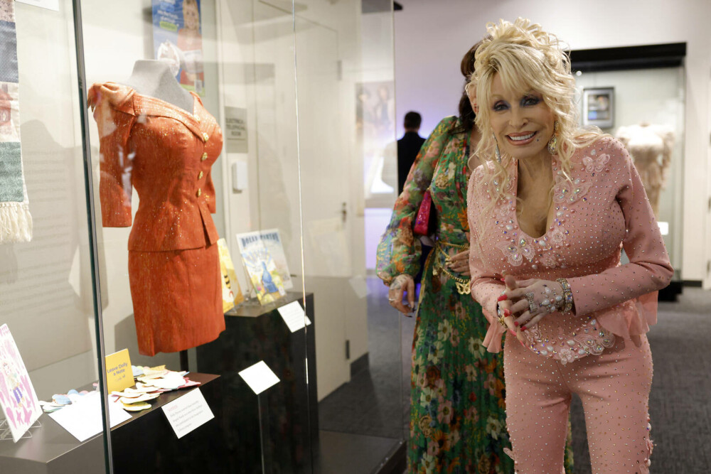 Dolly Parton împlinește 80 de ani. Cariera impresionantă a reginei muzicii country. GALERIE FOTO - Imaginea 8