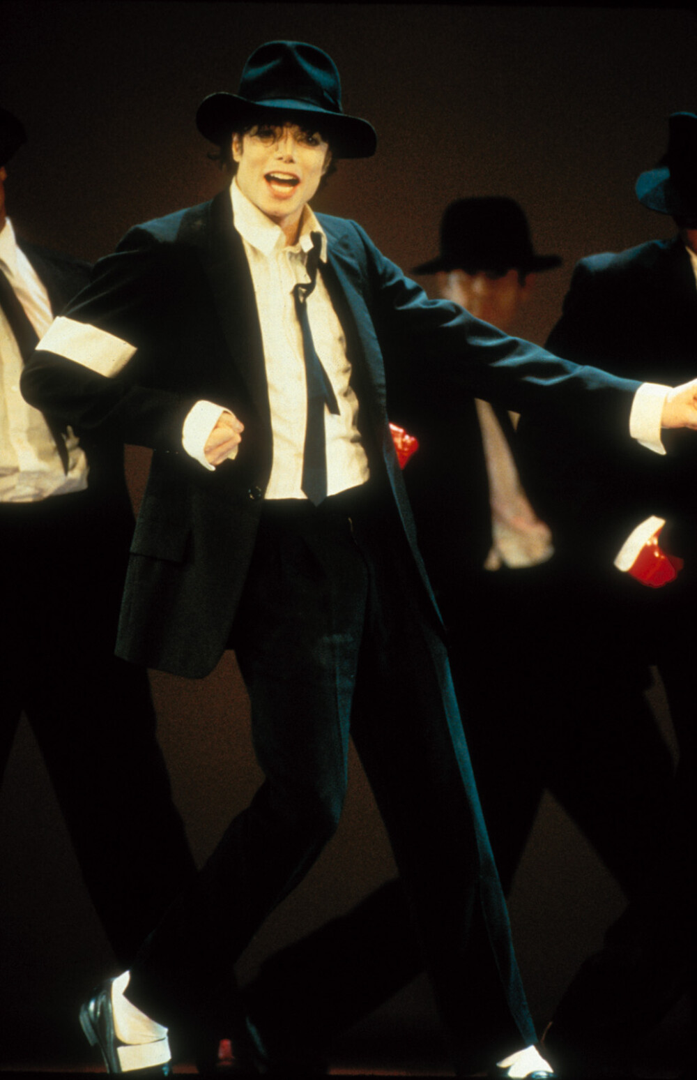 Michael Jackson, omul care a unit milioane de semeni - Imaginea 11