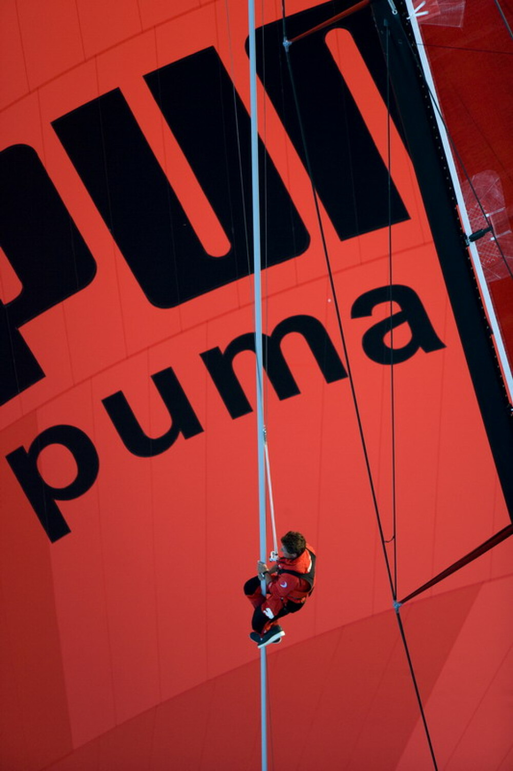 Puma a terminat pe locul doi competitia Volvo Ocean Race - Imaginea 9