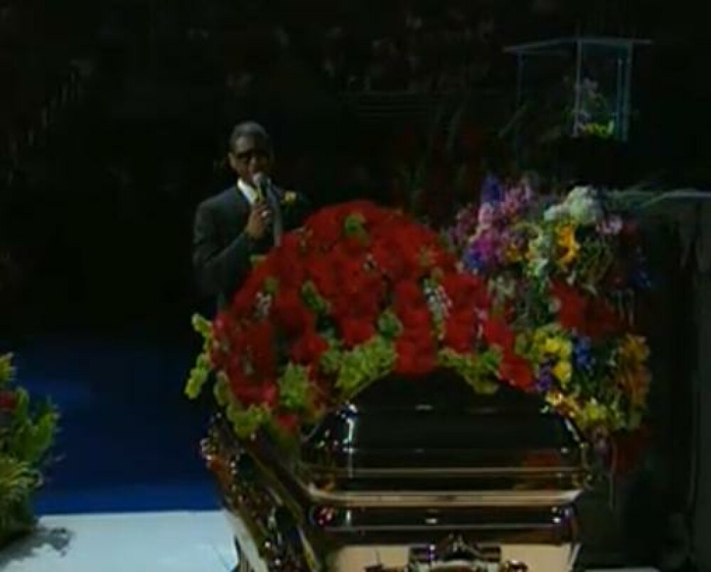 Vezi aici ceremonia de la Staples Center, in memoria lui Michael Jackson! - Imaginea 6