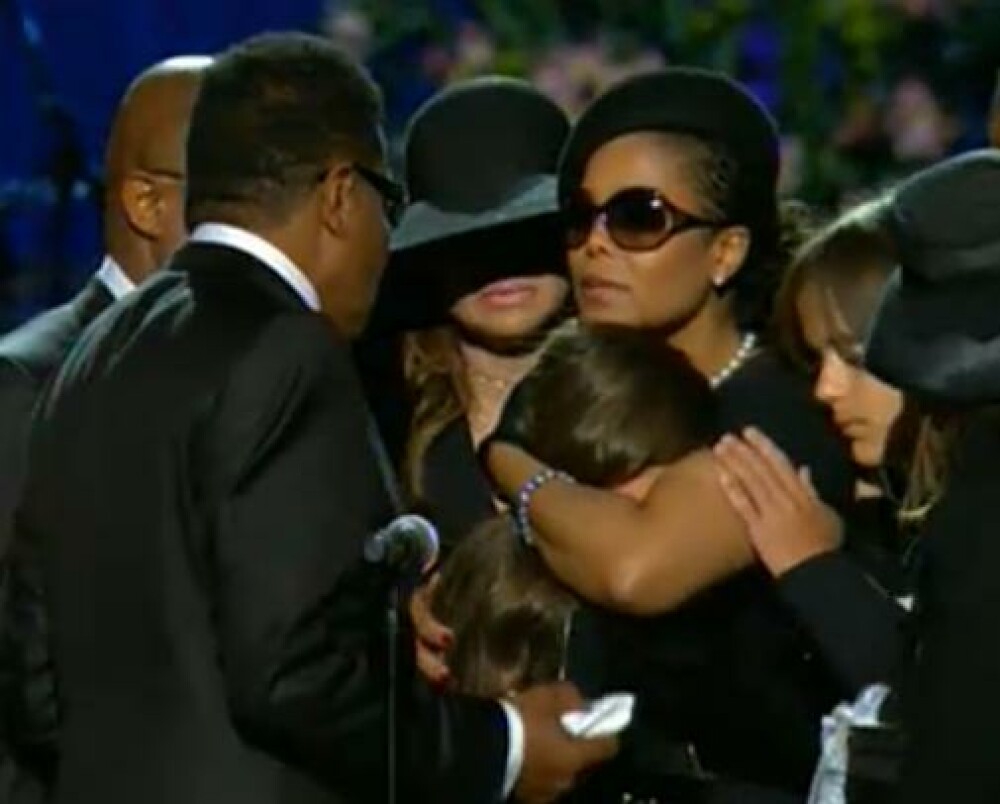 Lacrimi pentru Michael Jackson! Ceremonia de la Staples Center - Imaginea 29