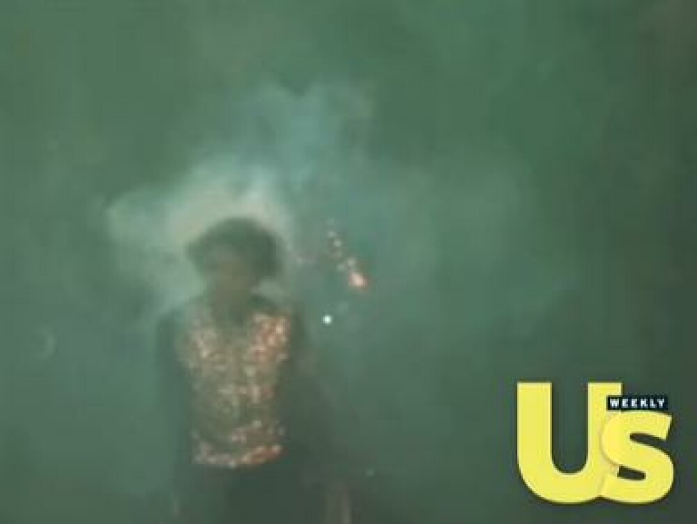 Michael Jackson, cu parul in flacari! La propriu! Vezi VIDEO! - Imaginea 5