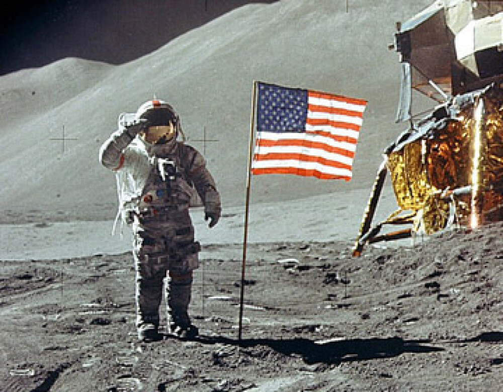 Armstrong, primul care a pasit pe Luna. Aldrin, primul care a urinat - Imaginea 3