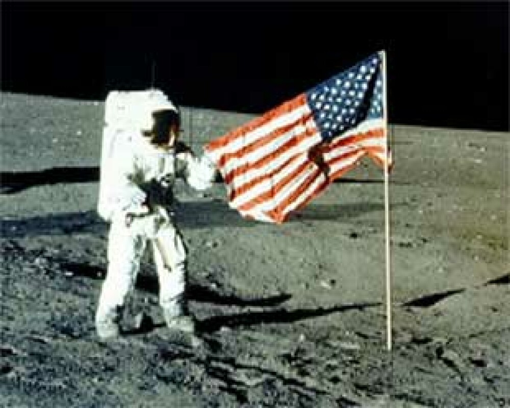 Armstrong, Aldrin si Collins – inainte si dupa Apollo 11 - Imaginea 1