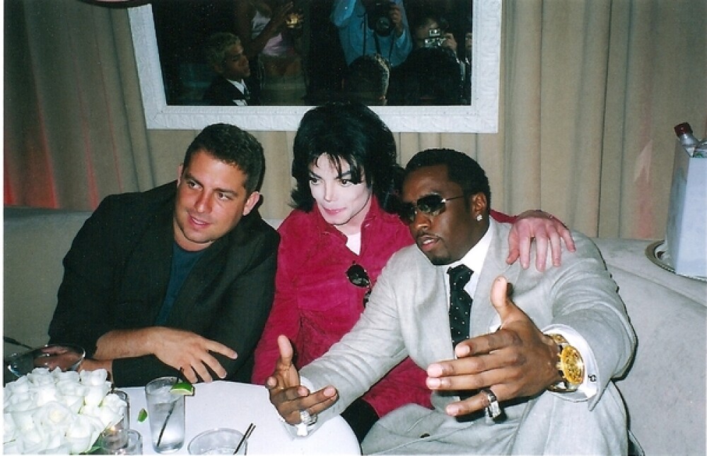 Uite cum se distra Michael Jackson cu prietenii lui! - Imaginea 2