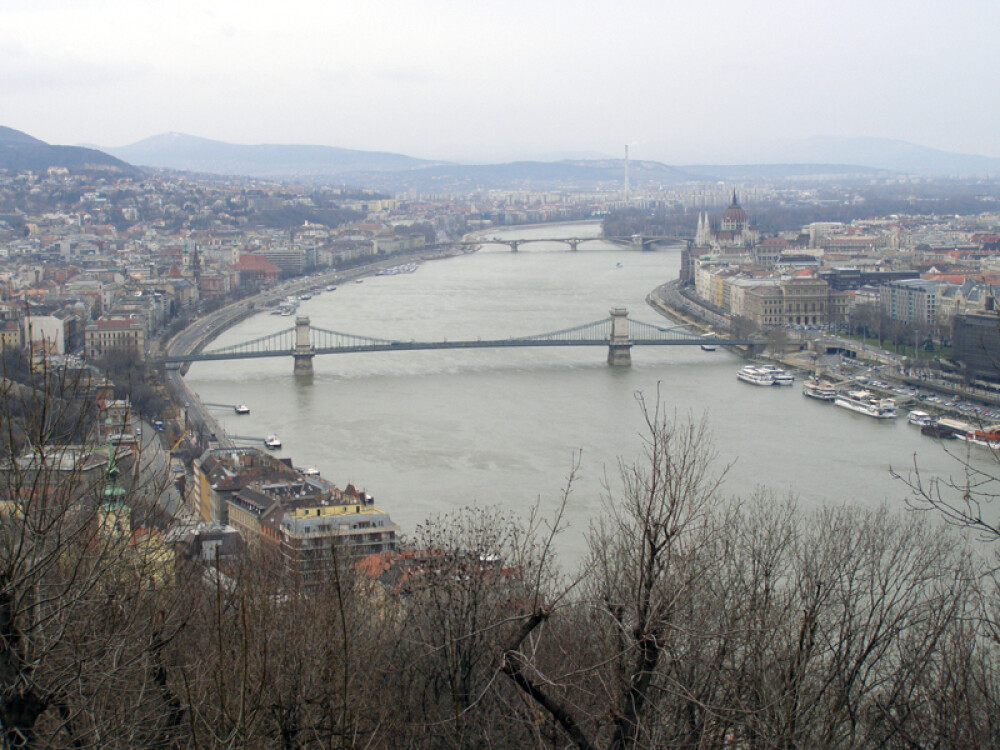 Budapesta: intre istorie si turism de shopping - Imaginea 2