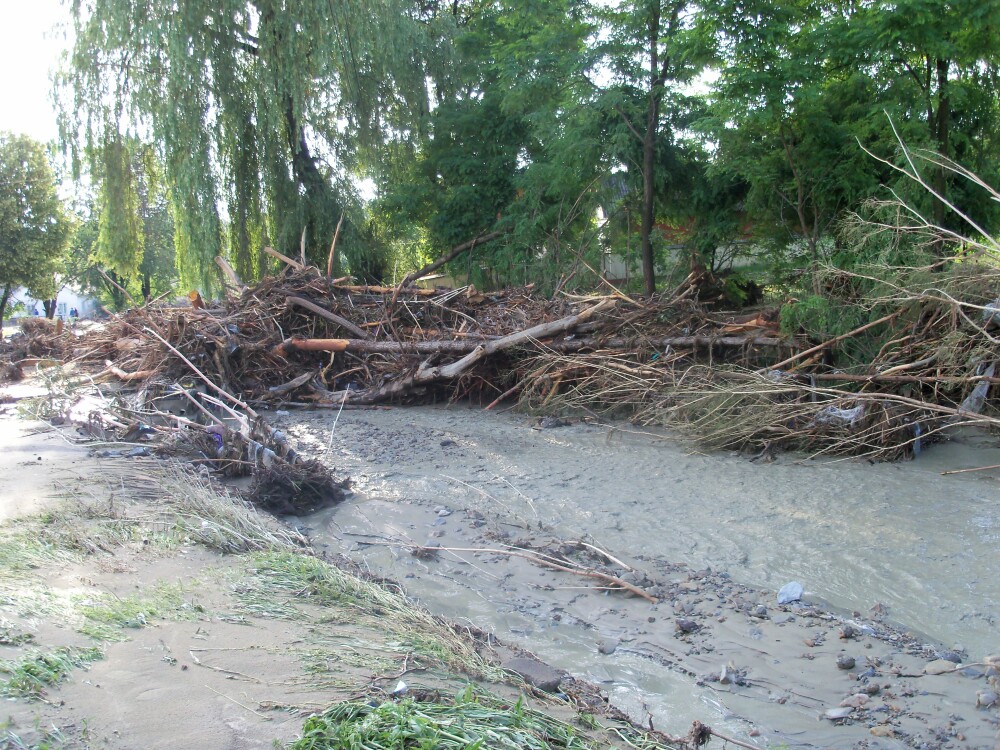 Harta durerii. Moldova distrusa de inundatii - Imaginea 3