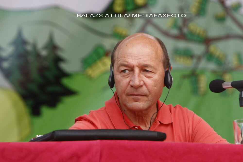 Basescu: Viziunea mea, autonomie egala pentru toti cetatenii romani - Imaginea 1