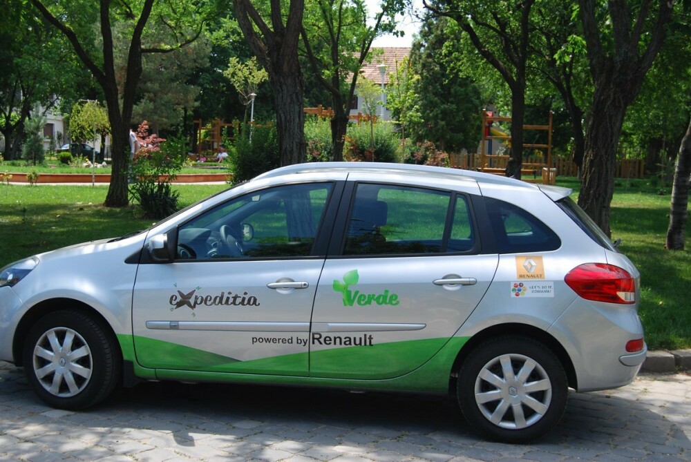 (P) Bloggerii din competitia Renault Expeditia Verde carteaza alaturi de Let’s Do It, Romania! - Imaginea 11