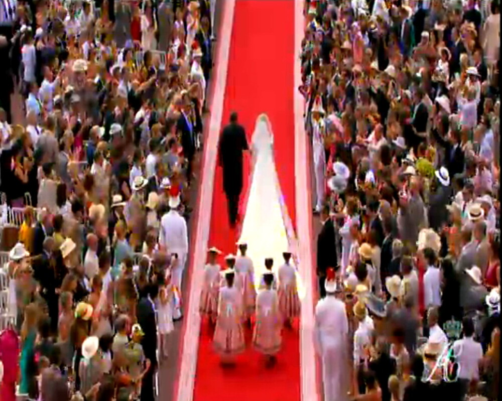 Monaco are o noua printesa. Lacrimi, zambete, emotii si parada modei la nunta verii. VIDEO si FOTO - Imaginea 11
