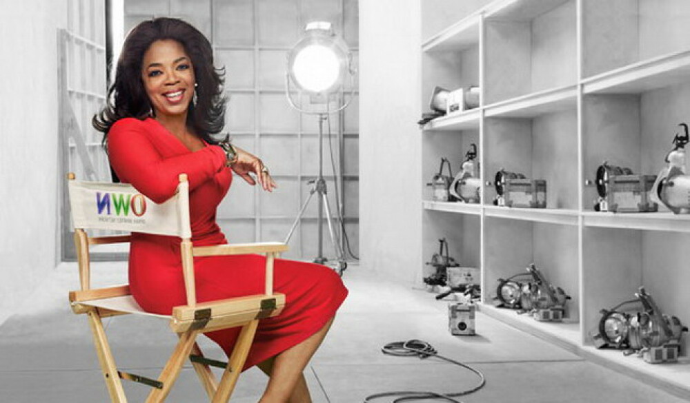 Oprah Winfrey a împlinit 70 de ani. Cum a sărbătorit vedeta de televiziune. Momente memorabile din viața ei | FOTO - Imaginea 11