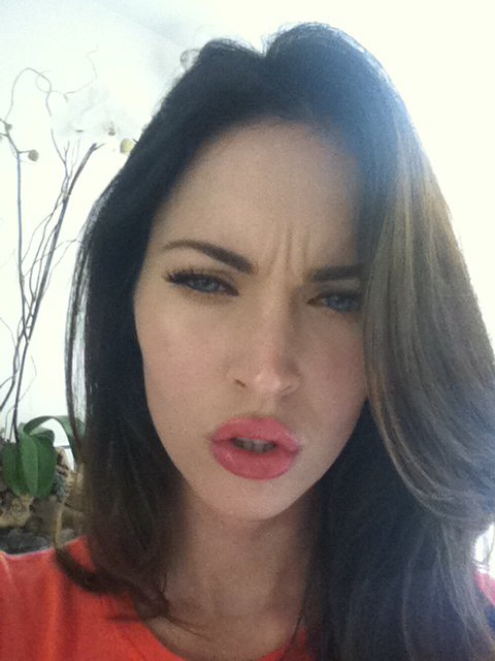 Ce a vrut Megan Fox sa demonstreze cu aceste poze? GALERIE FOTO - Imaginea 3
