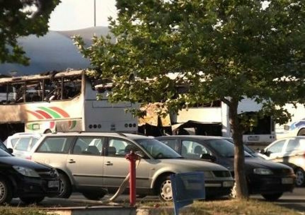Atentat fara precedent la Marea Neagra. Un autocar a explodat in urma unui atac terorist. VIDEO - Imaginea 3