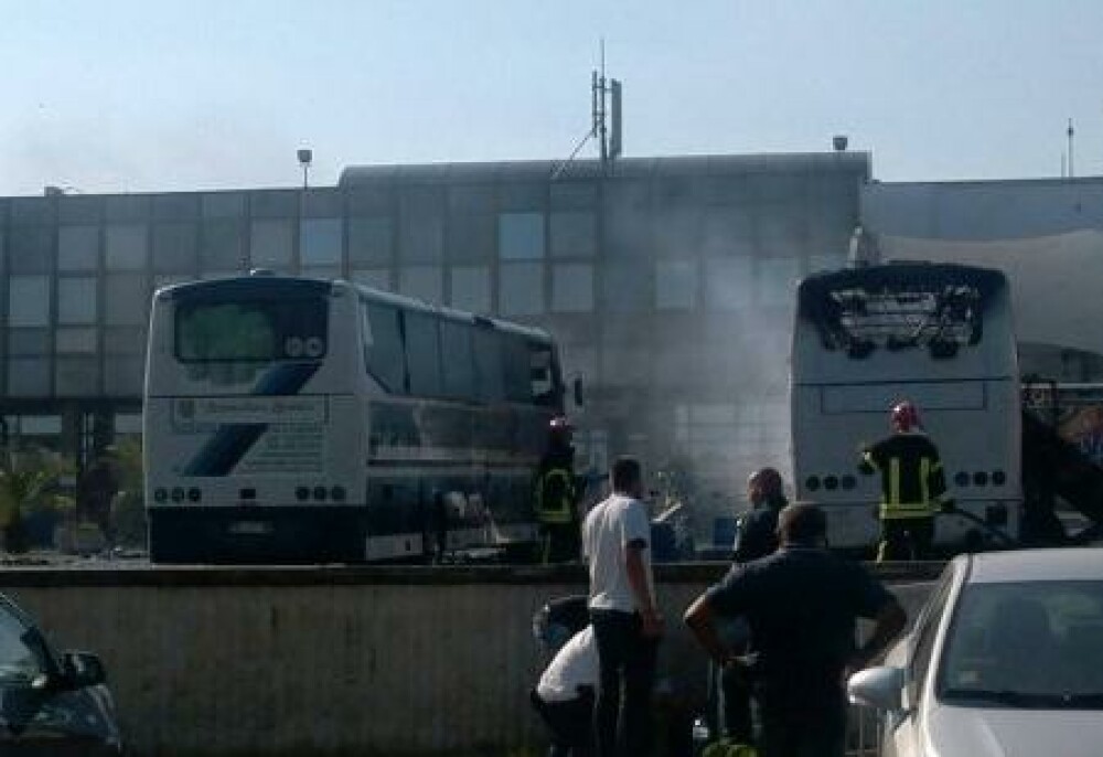 Atentat fara precedent la Marea Neagra. Un autocar a explodat in urma unui atac terorist. VIDEO - Imaginea 4