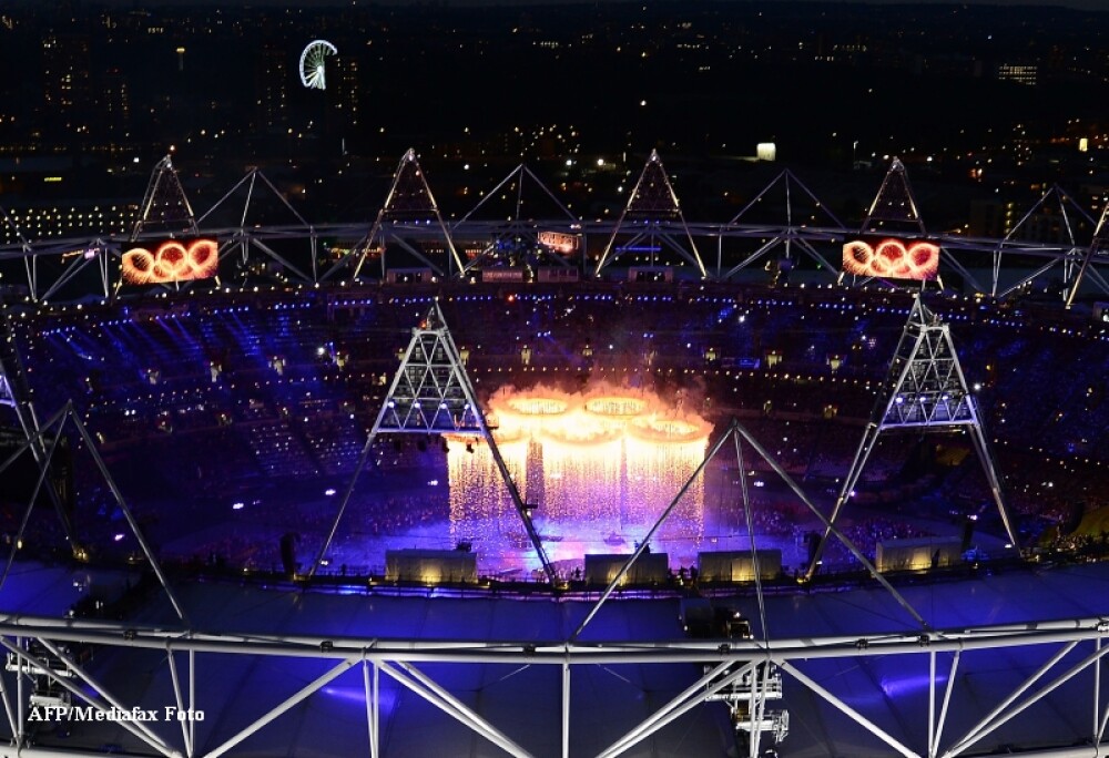 JO 2012. Ceremonia de deschidere, imaginile spectacolului de 27 de milioane de euro de la Londra - Imaginea 2
