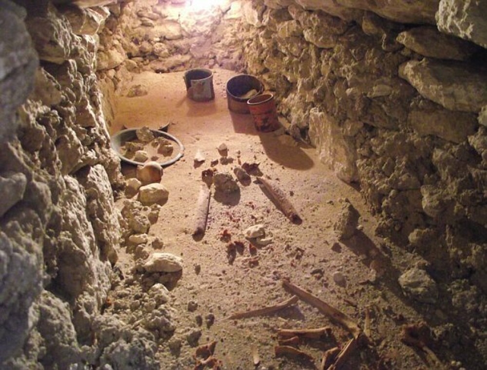 Secretul pastrat timp de 1.300 de ani. Ce au ascuns mayasii in podeaua unui palat din Mexic - Imaginea 2