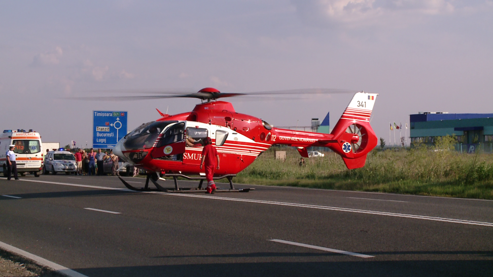 Accident cu sase victime pe drumul dintre Timisoara si Arad. Un sofer de 26 de ani a murit. FOTO - Imaginea 10