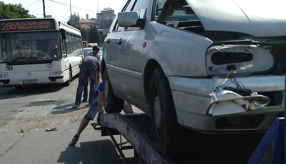 Accident rutier la iesirea din Cluj spre Oradea - Imaginea 5