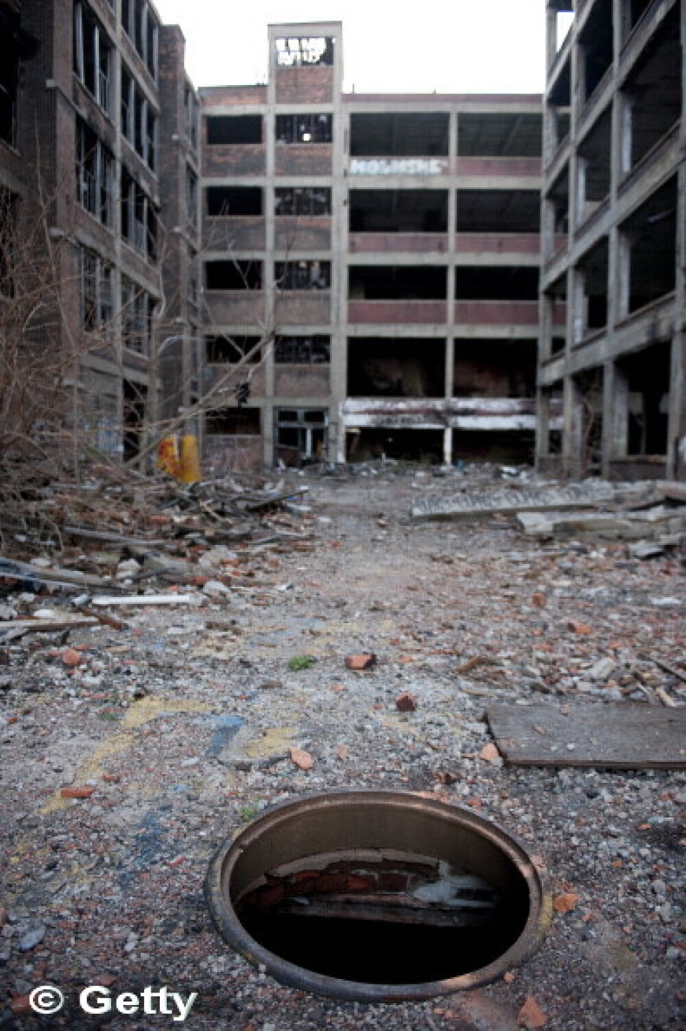 Detroit, cel mai mare oras american declarat in faliment: cum a pierdut jumatate din populatie - Imaginea 5