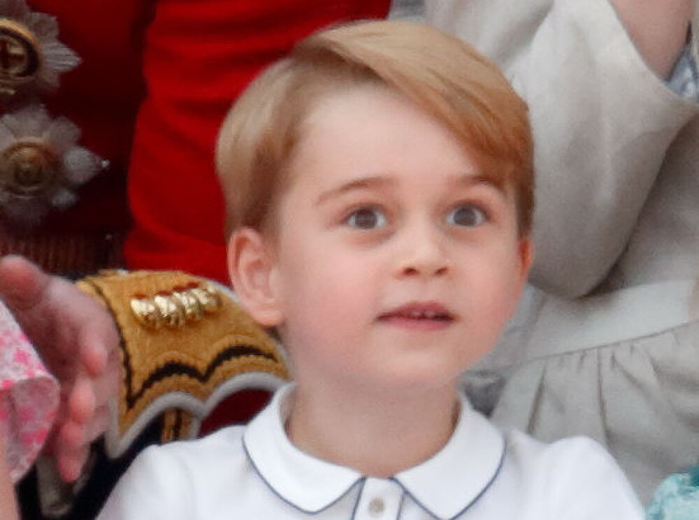 Prințul George împlinește 10 ani. Familia regală britanică a făcut publică o nouă fotografie cu moștenitorul coroanei | FOTO - Imaginea 26