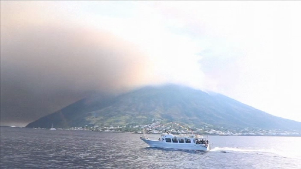 A erupt vulcanul Stromboli, din Italia. Motivul pentru care un turist a murit. VIDEO - Imaginea 2