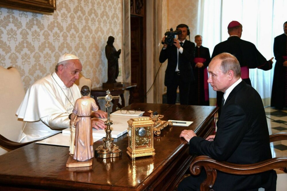 Vladimir Putin a întârziat din nou la o întâlnire cu Papa Francisc, la Vatican - Imaginea 6
