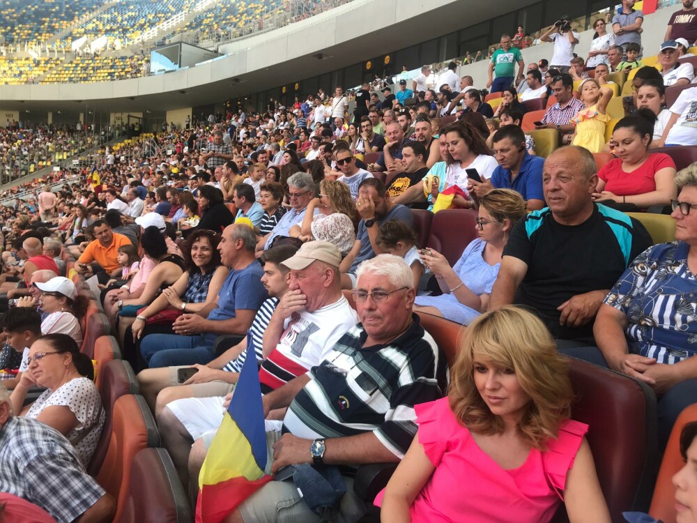 Simona Halep a prezentat românilor trofeul Wimbledon. Filmul finalei istorice și ceremonia de pe Arena Națională - Imaginea 3