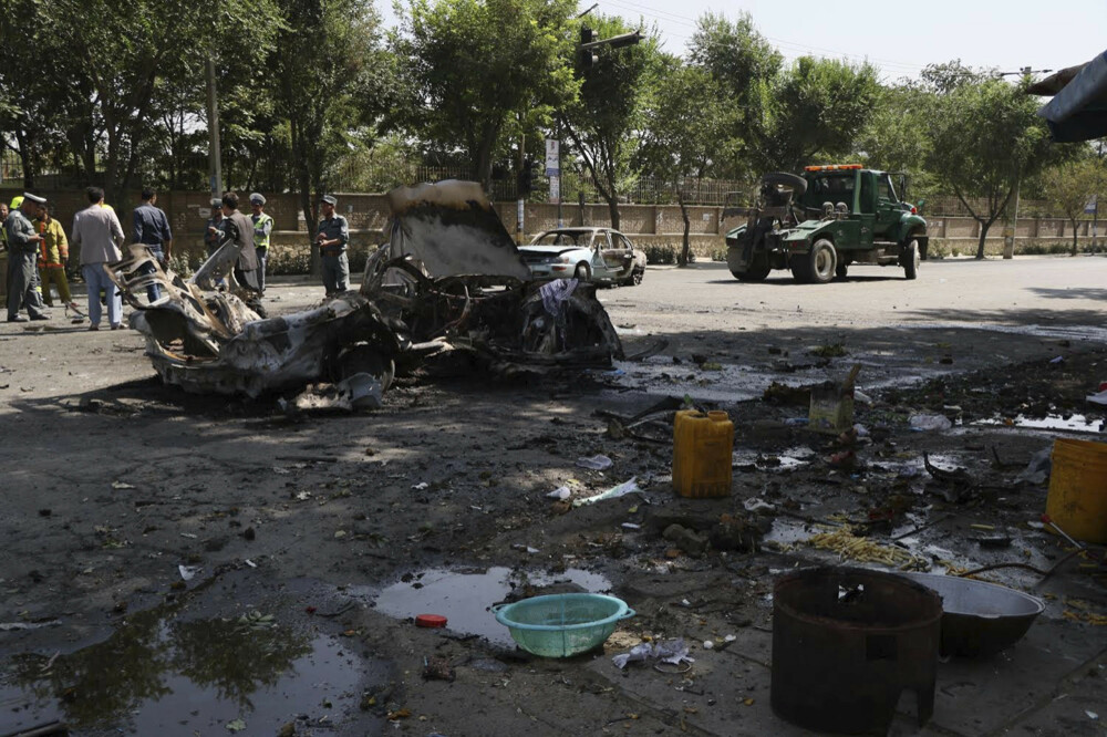 Explozie la Universitatea din Kabul. Sunt 6 morți și 27 de răniți - Imaginea 5