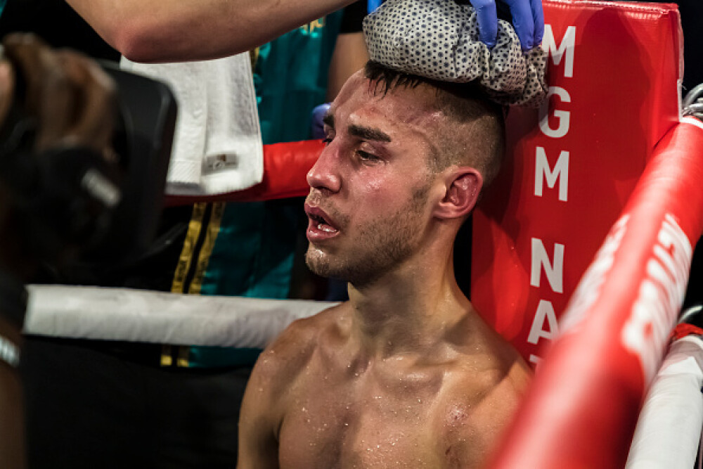 Reacția rivalului lui Dadashev, mort după pumnii încasați în ring. Nu vrea banii de pe meci - Imaginea 11