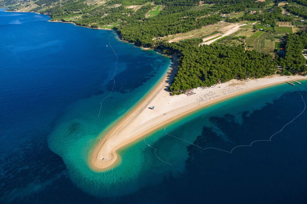Top 11 cele mai frumoase plaje din Europa în 2022 - GALERIE FOTO - Imaginea 2
