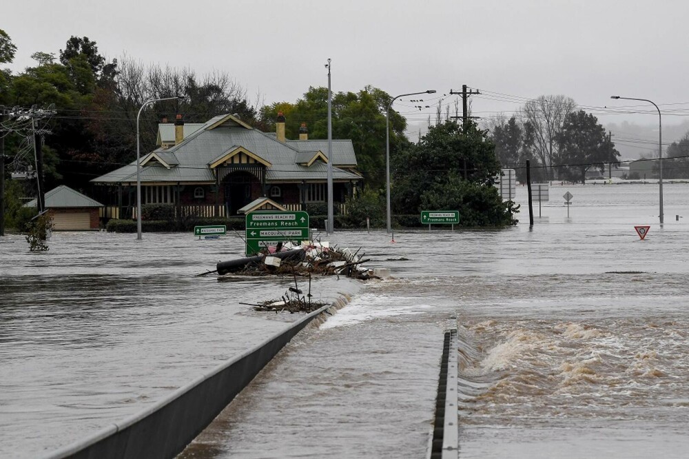 Inundații masive în Australia. Mii de locuitori ai orașului Sydney au fost îndemnați să-și evacueze locuințele | FOTO - Imaginea 4
