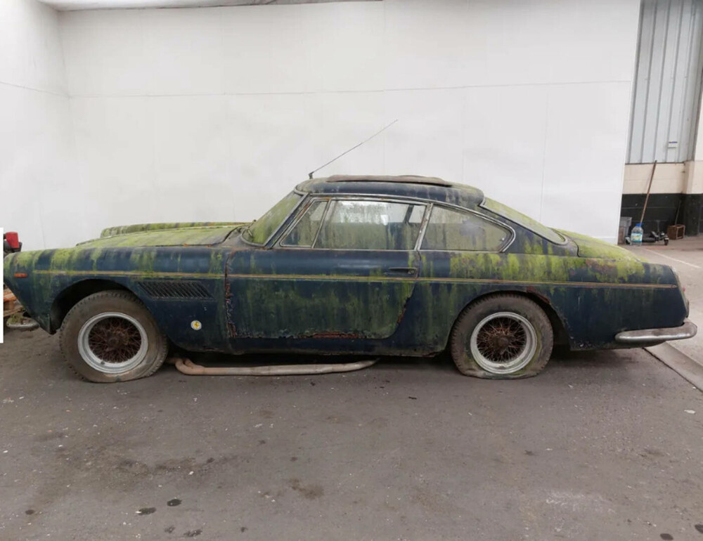 GALERIE FOTO Suma incredibilă pentru care a fost vândut la licitație un Ferrari ruginit, din 1962 - Imaginea 8