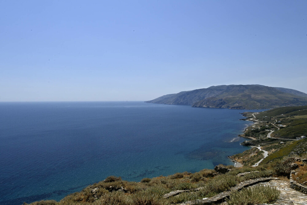 Insula spectaculoasă din Grecia, de care puțini români au auzit. Este la mare căutare în rândul francezilor. GALERIE FOTO - Imaginea 1