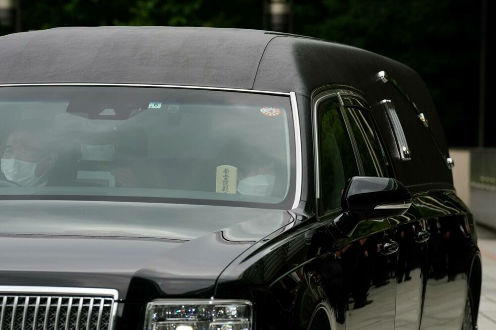 Funeraliile fostului premier Shinzo Abe au avut loc la Tokyo. GALERIE FOTO - Imaginea 8