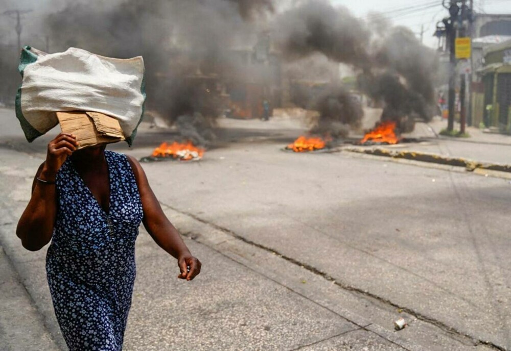 Revolte în Haiti provocate de explozia prețurilor. Cel puţin 89 de persoane au fost ucise în confruntările sângeroase - Imaginea 1