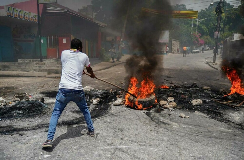 Revolte în Haiti provocate de explozia prețurilor. Cel puţin 89 de persoane au fost ucise în confruntările sângeroase - Imaginea 2