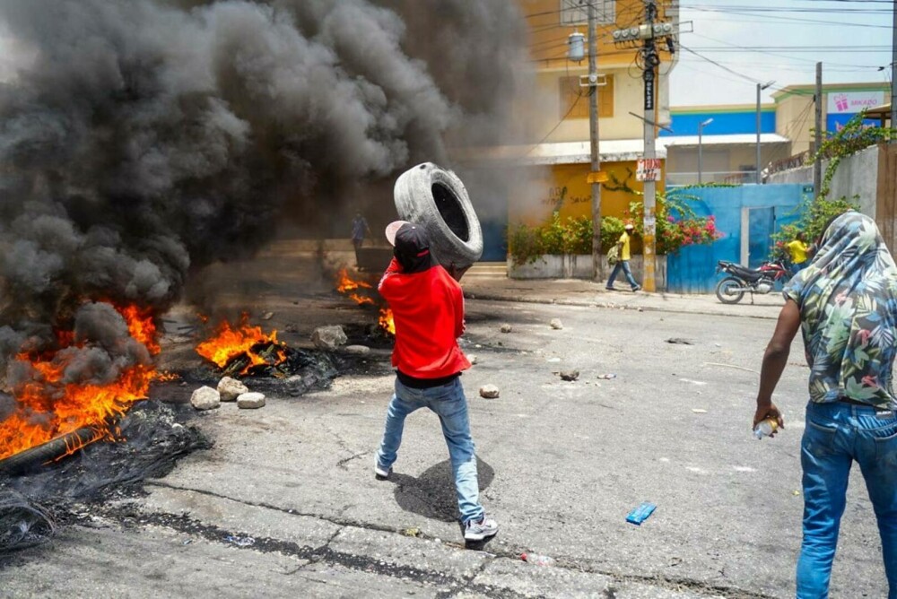 Revolte în Haiti provocate de explozia prețurilor. Cel puţin 89 de persoane au fost ucise în confruntările sângeroase - Imaginea 9