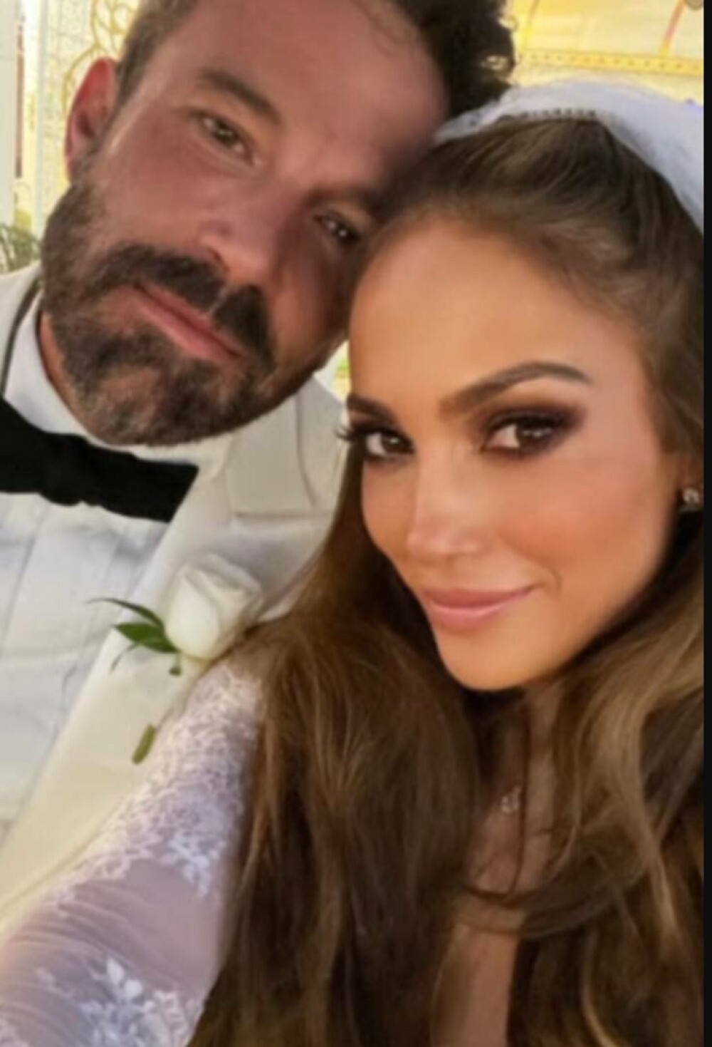 Jennifer Lopez a publicat primele fotografii de la nunta ei surpriză cu Ben Affleck - Imaginea 7