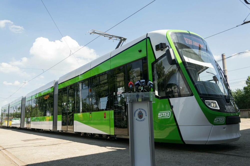 Cum arată primul tramvai Astra Imperio Metropolitan din București | GALERIE FOTO & VIDEO - Imaginea 10
