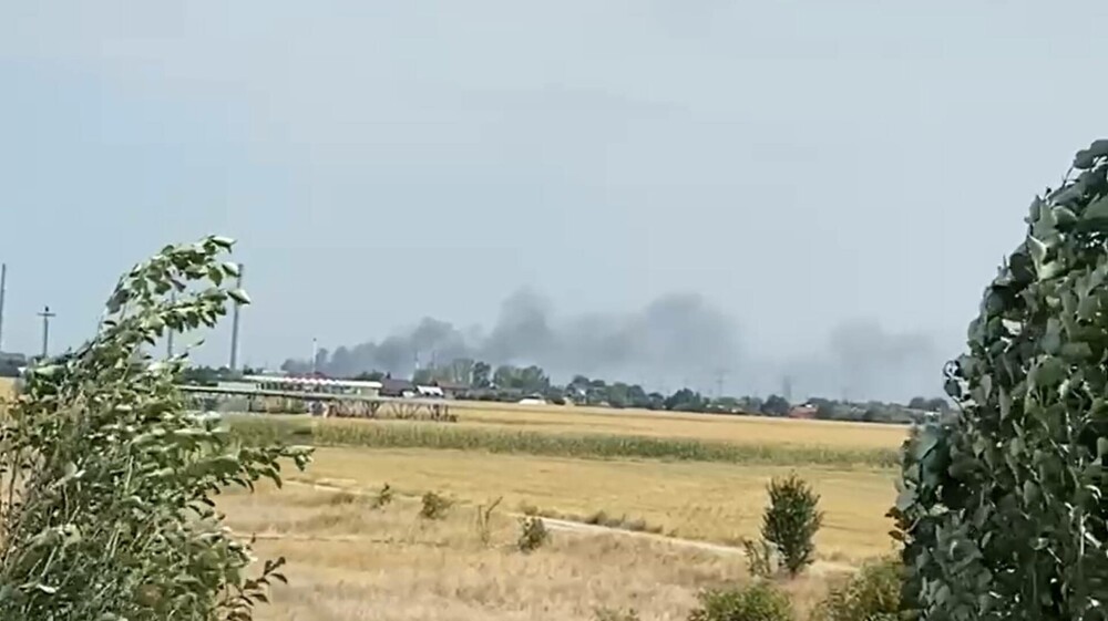 VIDEO. Incendiu la incineratorul de deşeuri periculoase din comuna Brazi. A fost emis mesaj RO-Alert - Imaginea 1